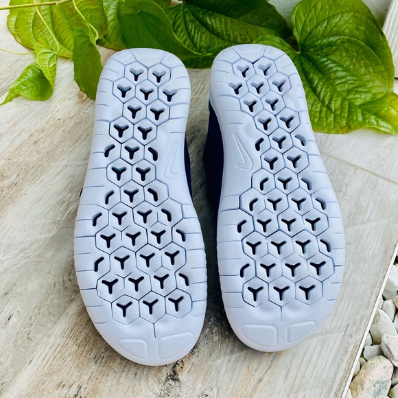 💙🤍Nike sneakers blue run - Size 6 Y- good for women size 7💙🤍 - Picture 5 of 5